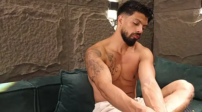 DannSaenz online show from March 2025 01:56:02 PM