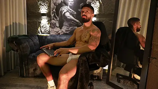 DannSaenz online show from January 2026 04:22:01 PM