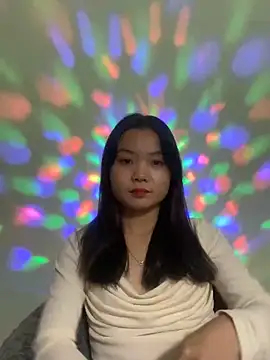 Snapshot of Maeve2k5 chatting on December 2024 12:34:01 PM Maeve2k5 online show from December 2024 12:34:01 PM