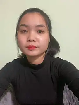 Snapshot of Maeve2k5 chatting on December 2024 12:20:02 PM Maeve2k5 online show from December 2024 12:20:02 PM