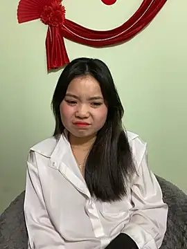 Snapshot of Maeve2k5 chatting on January 2025 07:49:01 AM Maeve2k5 online show from January 2025 07:49:01 AM