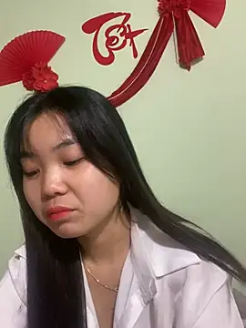 Snapshot of Maeve2k5 chatting on February 2025 01:25:02 AM Maeve2k5 online show from February 2025 01:25:02 AM