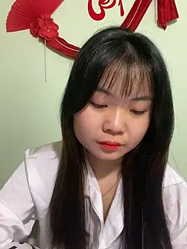 Snapshot of Maeve2k5 chatting on March 2025 01:32:01 AM Maeve2k5 online show from March 2025 01:32:01 AM