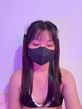 Snapshot of Maeve2k5 chatting on September 2025 02:13:01 AM Maeve2k5 online show from September 2025 02:13:01 AM