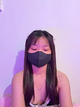 Snapshot of Maeve2k5 chatting on September 2025 09:51:01 PM Maeve2k5 online show from September 2025 09:51:01 PM