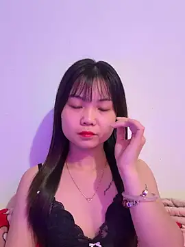 Snapshot of Maeve2k5 chatting on November 2025 03:38:02 AM Maeve2k5 online show from November 2025 03:38:02 AM