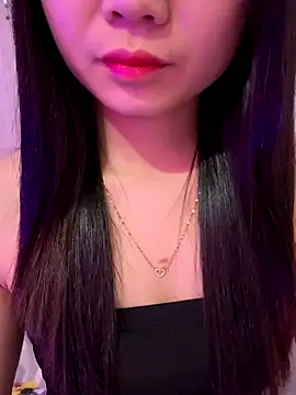 Snapshot of Maeve2k5 chatting on November 2025 11:25:02 AM Maeve2k5 online show from November 2025 11:25:02 AM