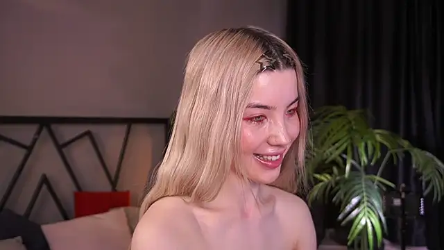 LindaThacker online show from April 2026 04:50:02 AM