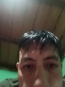 alexmoragomez online show from February 2025 11:39:02 AM