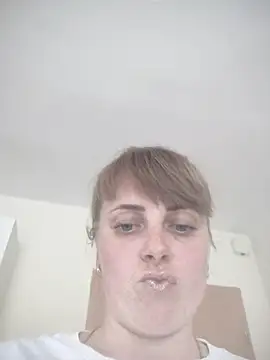 CoddessCrystal online show from June 2026 02:09:01 PM