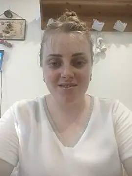 CoddessCrystal online show from June 2026 08:41:02 AM