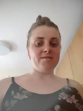 CoddessCrystal online show from June 2026 08:09:02 AM