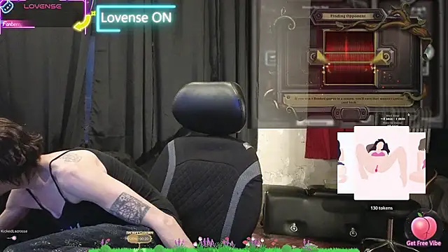 Snapshot of april_show_her chatting on March 2026 10:54:02 AM april show her online show from March 2026 10:54:02 AM