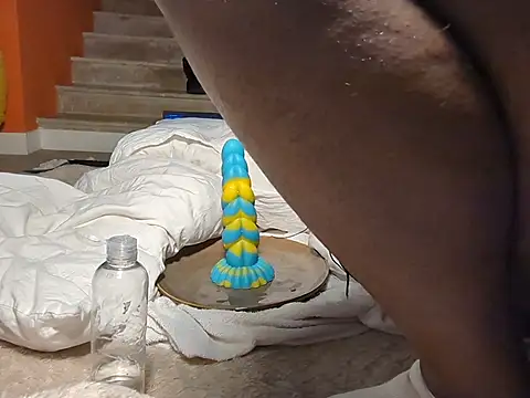 Snapshot of gymyagirlll chatting on March 2026 01:12:01 AM gymyagirlll online show from March 2026 01:12:01 AM