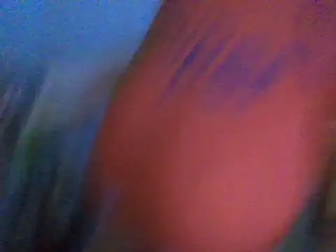 Snapshot of RoxiRedXXX chatting on April 2026 09:17:01 PM RoxiRedXXX online show from April 2026 09:17:01 PM