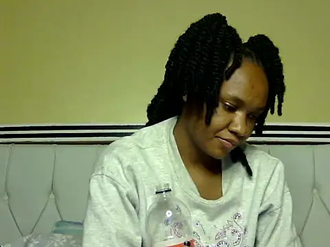 Snapshot of Jay_Vee chatting on November 2025 09:26:01 PM Jay Vee online show from November 2025 09:26:01 PM