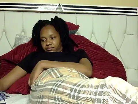 Snapshot of Jay_Vee chatting on November 2025 10:54:02 PM Jay Vee online show from November 2025 10:54:02 PM