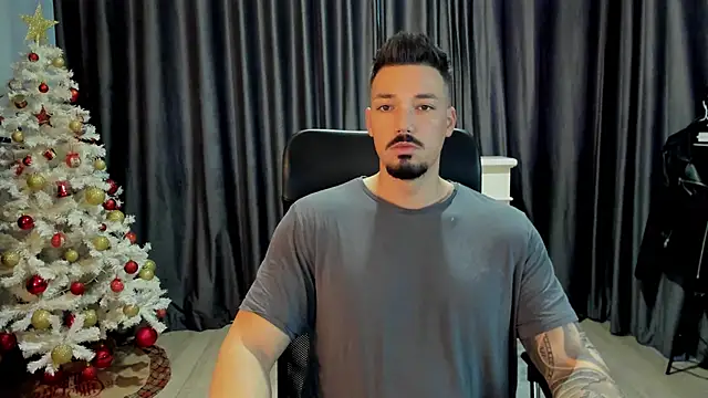 Snapshot of HaydenSpearss chatting on December 2024 06:53:01 AM HaydenSpearss online show from December 2024 06:53:01 AM