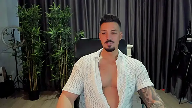 Snapshot of HaydenSpearss chatting on February 2025 01:01:01 PM HaydenSpearss online show from February 2025 01:01:01 PM