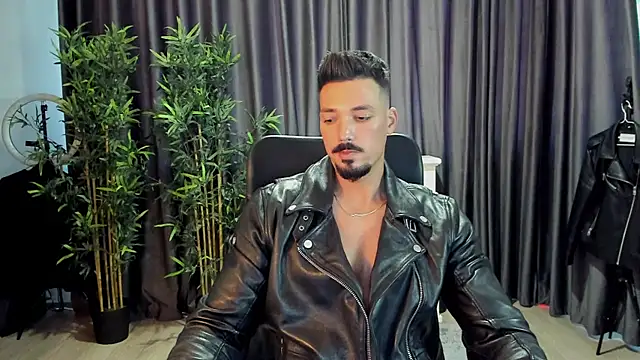 Snapshot of HaydenSpearss chatting on February 2025 11:14:02 AM HaydenSpearss online show from February 2025 11:14:02 AM