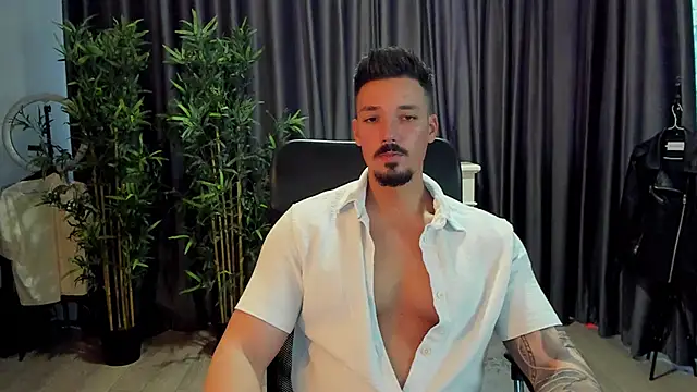 Snapshot of HaydenSpearss chatting on February 2025 12:48:01 PM HaydenSpearss online show from February 2025 12:48:01 PM