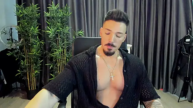 Snapshot of HaydenSpearss chatting on February 2025 07:48:01 AM HaydenSpearss online show from February 2025 07:48:01 AM