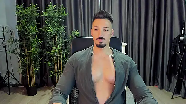 Snapshot of HaydenSpearss chatting on March 2025 07:41:01 AM HaydenSpearss online show from March 2025 07:41:01 AM