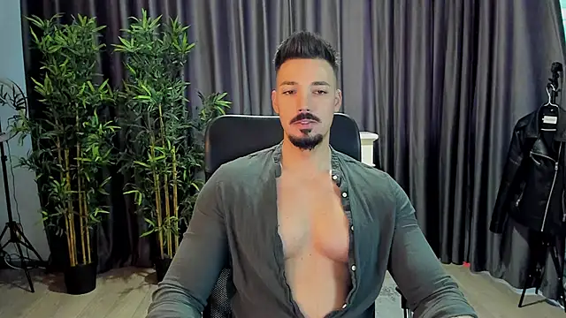 Snapshot of HaydenSpearss chatting on March 2025 07:20:02 AM HaydenSpearss online show from March 2025 07:20:02 AM