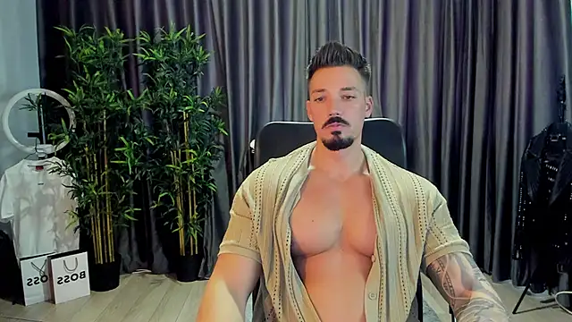 Snapshot of HaydenSpearss chatting on October 2025 01:06:02 PM HaydenSpearss online show from October 2025 01:06:02 PM