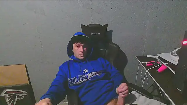 Snapshot of Superoz77 chatting on December 2024 06:01:01 AM Superoz77 online show from December 2024 06:01:01 AM