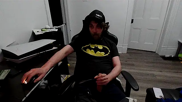 Snapshot of Superoz77 chatting on April 2026 11:18:01 PM Superoz77 online show from April 2026 11:18:01 PM