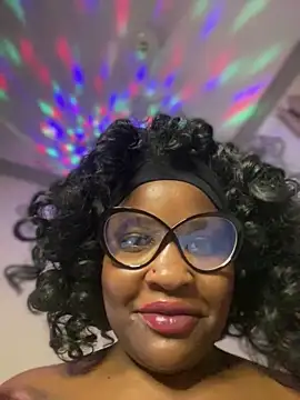 Snapshot of hotshie666-cum chatting on April 2026 02:33:01 AM hotshie666-cum online show from April 2026 02:33:01 AM