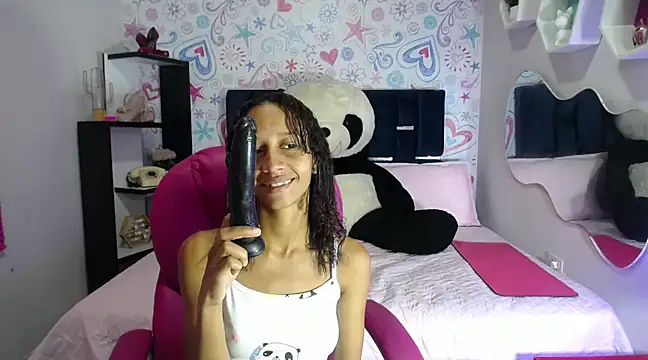 EMMA SWEETT1 online show from January 2025 12:28:02 PM