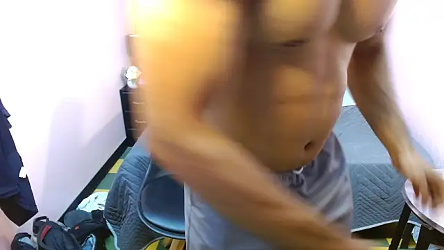 Snapshot of Thiago_Summers chatting on October 2025 02:47:02 PM Thiago Summers online show from October 2025 02:47:02 PM