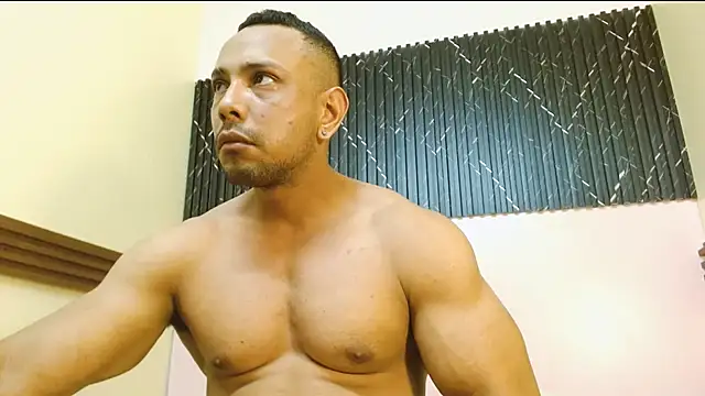 Snapshot of Thiago_Summers chatting on November 2025 02:38:02 PM Thiago Summers online show from November 2025 02:38:02 PM