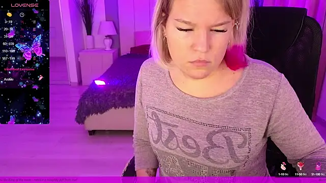 Snapshot of EVAshinyGIRL chatting on January 2025 07:51:02 AM EVAshinyGIRL online show from January 2025 07:51:02 AM