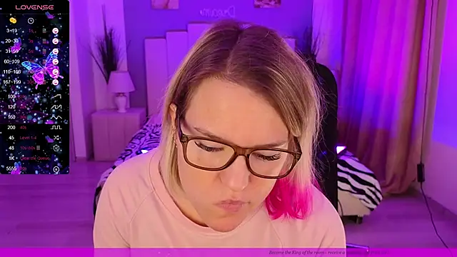 Snapshot of EVAshinyGIRL chatting on February 2025 07:49:02 AM EVAshinyGIRL online show from February 2025 07:49:02 AM