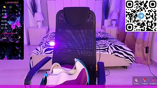 Snapshot of EVAshinyGIRL chatting on February 2025 05:01:01 PM EVAshinyGIRL online show from February 2025 05:01:01 PM