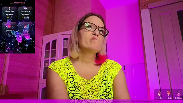 Snapshot of EVAshinyGIRL chatting on March 2025 07:32:01 PM EVAshinyGIRL online show from March 2025 07:32:01 PM