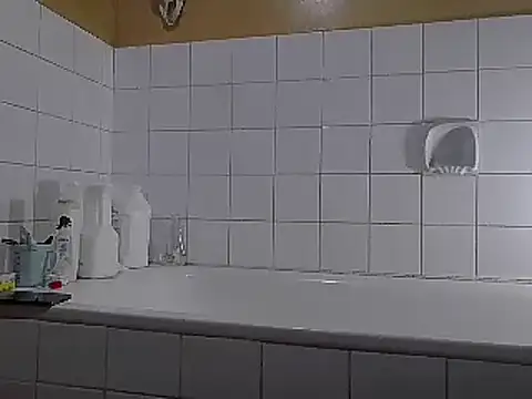 Snapshot of kisstoyousoon2024 chatting on January 2025 06:02:01 PM kisstoyousoon2024 online show from January 2025 06:02:01 PM