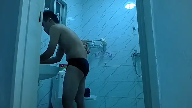 Snapshot of kisstoyousoon2024 chatting on March 2025 10:42:01 PM kisstoyousoon2024 online show from March 2025 10:42:01 PM