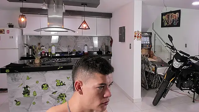 Snapshot of vicky_wendy_hot_sexx chatting on October 2025 06:34:01 AM vicky wendy hot sexx online show from October 2025 06:34:01 AM