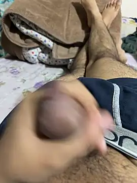 Snapshot of thecockybouy chatting on January 2026 04:06:02 AM thecockybouy online show from January 2026 04:06:02 AM