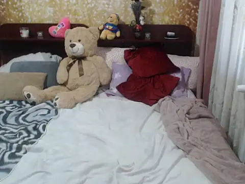 Emmatoo online show from March 2025 02:54:01 PM