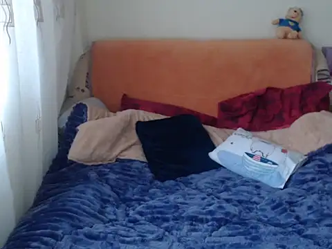 Emmatoo online show from November 2025 10:04:01 AM