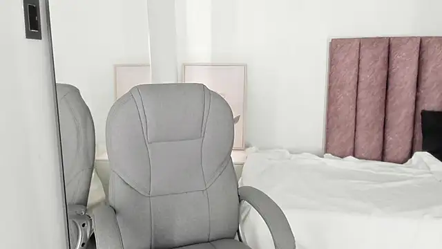 Snapshot of celestica_rose chatting on January 2026 07:50:02 PM celestica rose online show from January 2026 07:50:02 PM