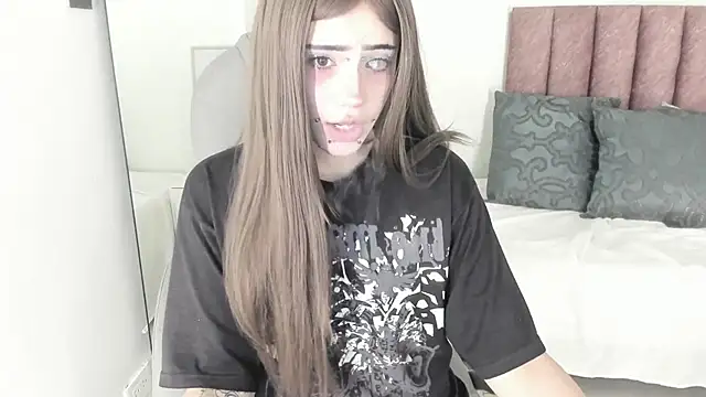 Snapshot of celestica_rose chatting on January 2026 09:31:01 PM celestica rose online show from January 2026 09:31:01 PM