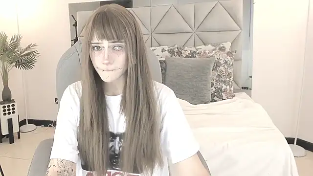 Snapshot of celestica_rose chatting on March 2026 11:10:01 PM celestica rose online show from March 2026 11:10:01 PM