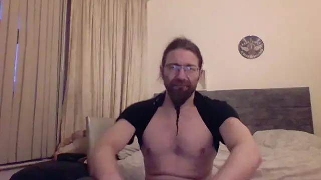 Dreamer8802 online show from May 2026 08:49:01 PM