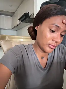 Snapshot of KyaraMiller chatting on March 2026 08:46:01 PM KyaraMiller online show from March 2026 08:46:01 PM